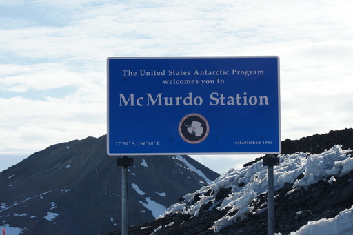 The sign on the road just after Scott Base. (click to enlarge)
