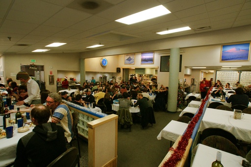 The McMurdo galley during Christmas dinner on December 24. (click to enlarge)