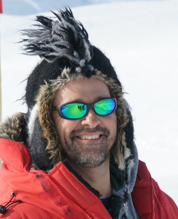 Vito, our friendly and knowledgeable guide. (click to enlarge)